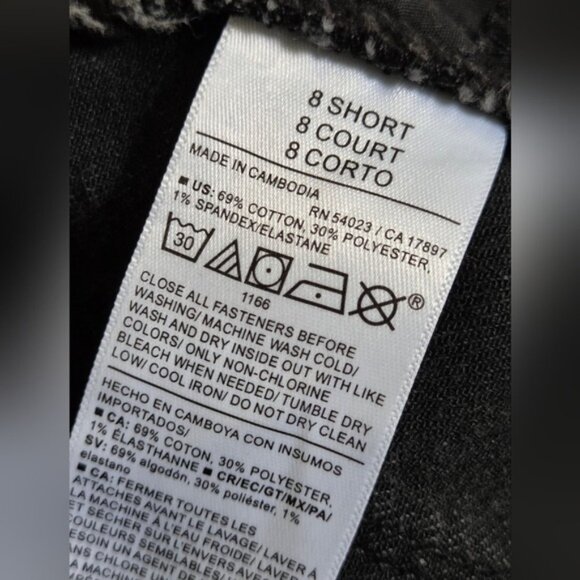 Old Navy High-Rise WOW SUPER-SKINNY Black Wash Size 8 short - Picture 9 of 10